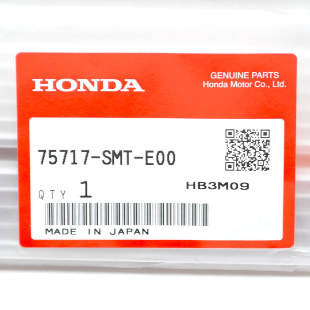 GENUINE HONDA TYPE R EMBLEM BADGE CVIC FN2 TYPE R K20Z 07-11 - 75717-SMT-E00