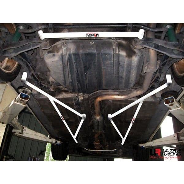 ULTRA RACING 2X 3-POINT FLOOR BARS HONDA INTEGRA 94-01 DC2