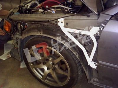 ULTRA RACING 3-POINT FENDER BRACES HONDA ACCORD 97-02 CF4/CL1
