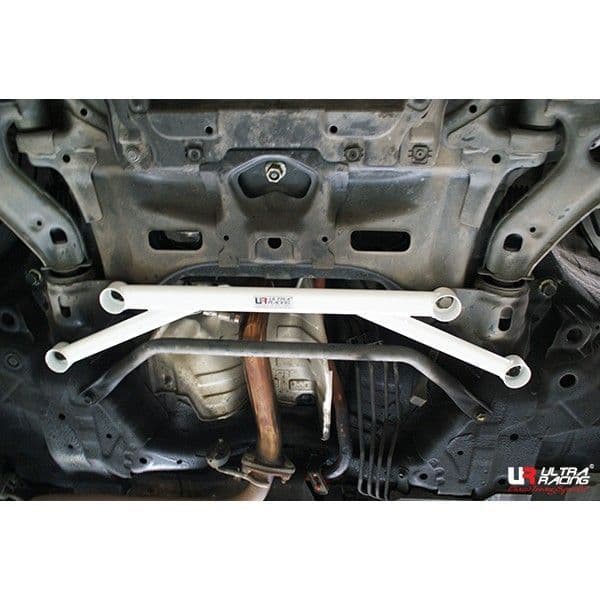 ULTRA RACING 4-POINT FRONT H-BRACE HONDA JAZZ HYBRID 1.3 10+