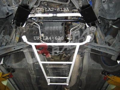 ULTRA RACING 4-POINT FRONT LOWER BRACE NISSAN SKYLINE R34 GTT