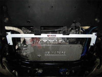 ULTRA RACING FRONT LOWER TIEBAR NISSAN SKYLINE GTR R35
