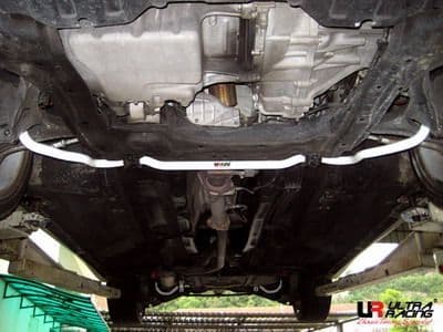 ULTRA RACING FRONT SWAY BAR 28MM HONDA CIVIC FD2 05+ TYPER