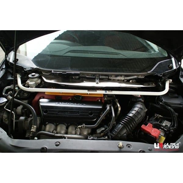 ULTRA RACING FRONT UPPER STRUTBAR HONDA CIVIC 06+ FN/FN2 HB