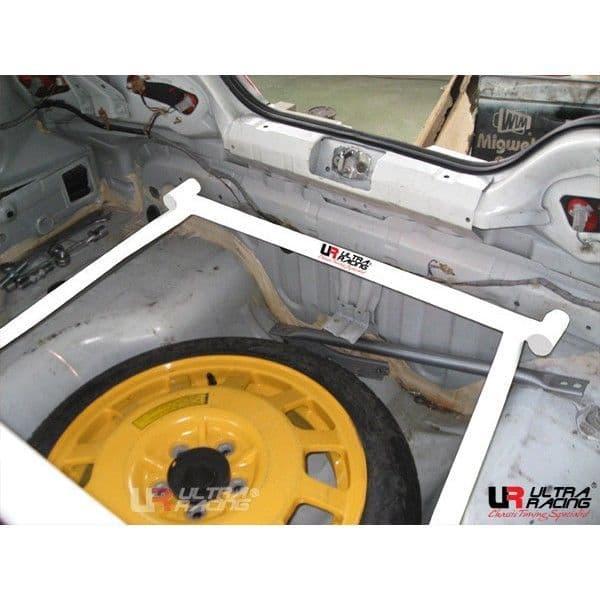 ULTRA RACING REAR 4-POINT TRUNK BRACE HONDA INTEGRA 01-06 DC5