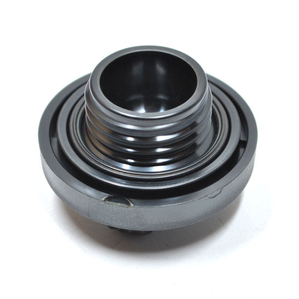 GENUINE HONDA OIL FILLER CAP FITS VARIOUS MODELS OEM PART - 15610-RGA-000