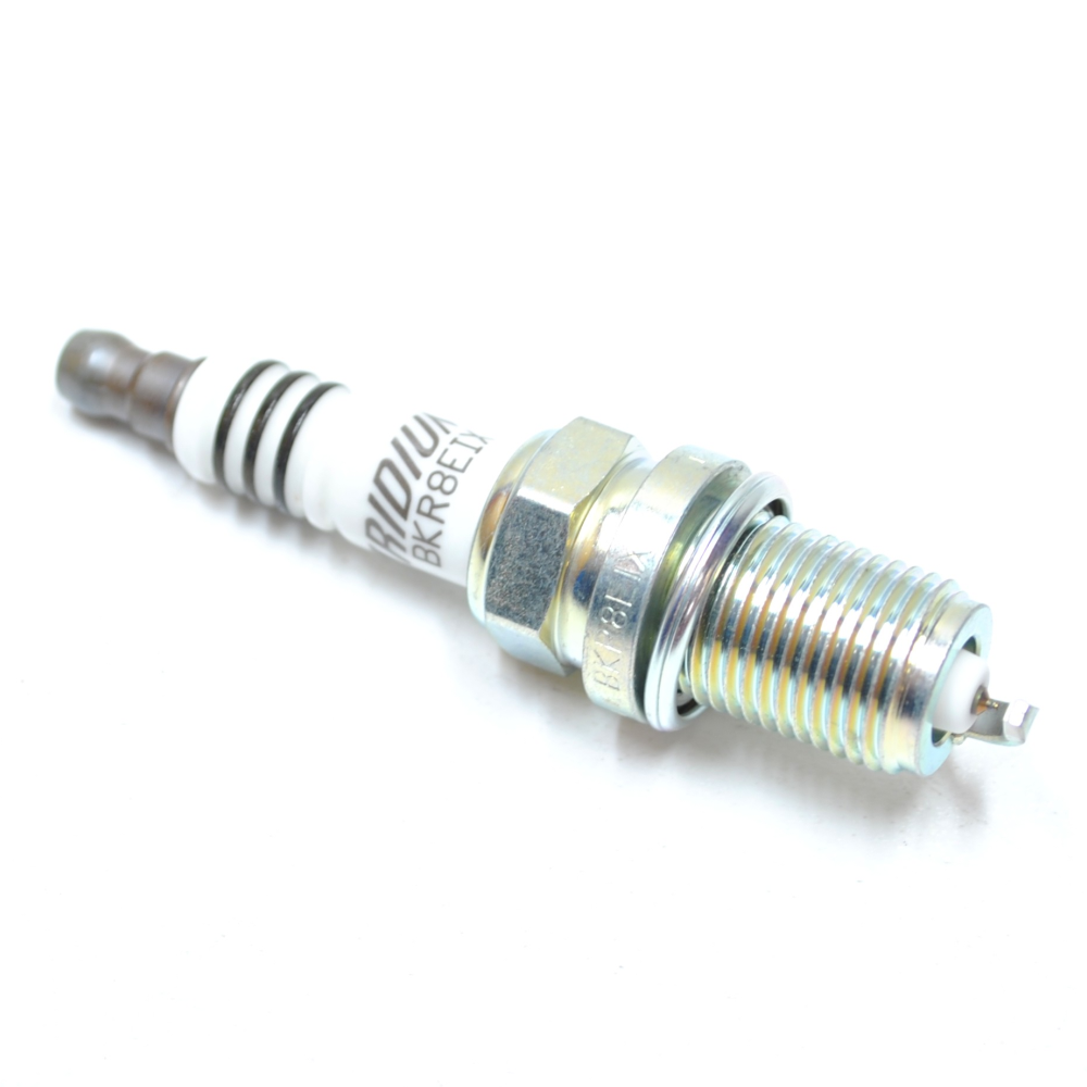 NGK IRIDIUM IX SPARK PLUGS [4PACK] - BKR8EIX HEAT RANGE 8 (2668)