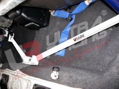 ULTRA RACING 2-POINT ROOM BAR MITSUBISHI EVO 4/5/6