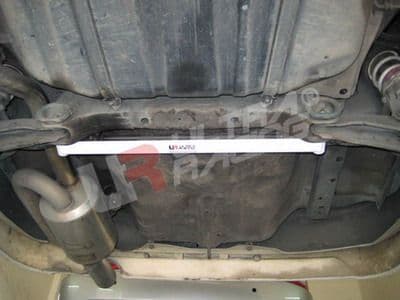 ULTRA RACING 2P REAR LOWER BAR 635 HONDA INTEGRA 94-01 DC2