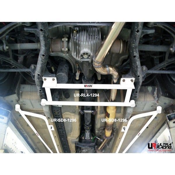ULTRA RACING 2X 4-POINT SIDE/FLOOR BARS HONDA S2000 AP1/2