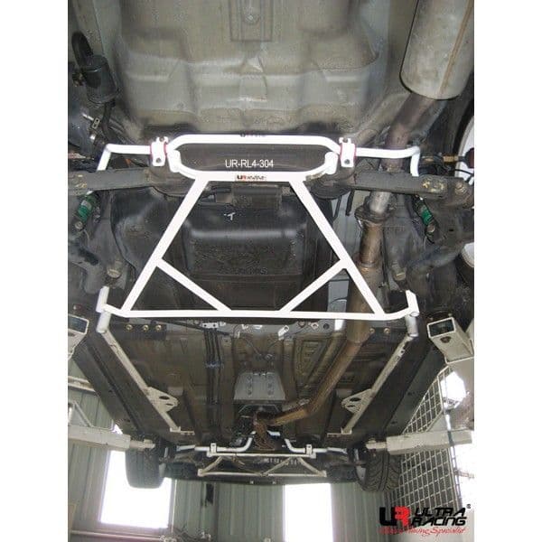 ULTRA RACING 4P REAR BRACE HONDA CIVIC 01-05 2/4D / STREAM 07+