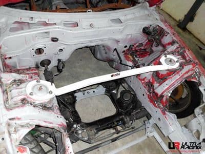 ULTRA RACING FRONT UPPER STRUTBAR 1530 MAZDA RX7 FD 93-97